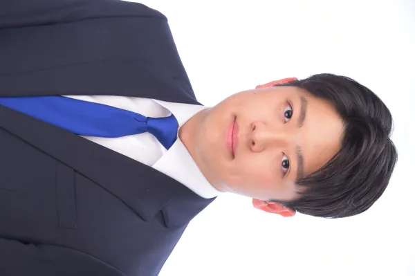 府中市秋田りゅういち
