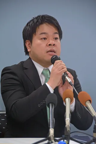 筒井涼介