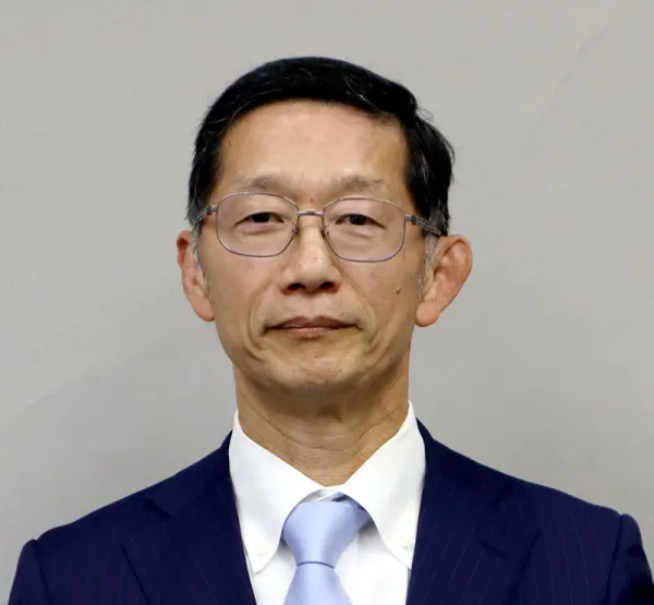 小笠原裕