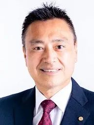 石井よしひと
