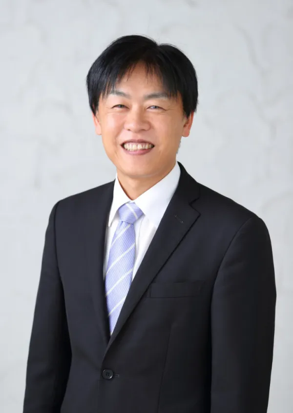 村上成俊