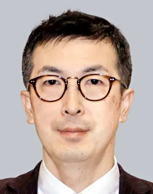 及川泰輔