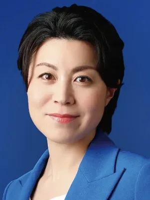 中村真衣