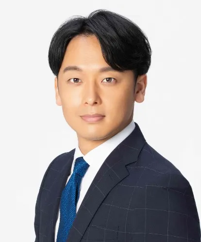 新実彰平