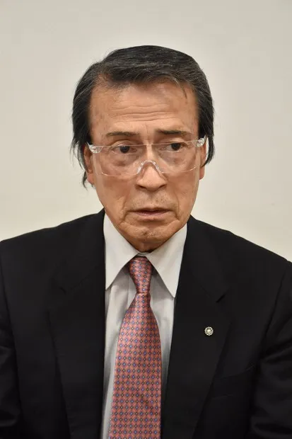 小島英雄