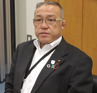 八代市成松由紀夫